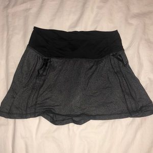 Lulu lemon skort